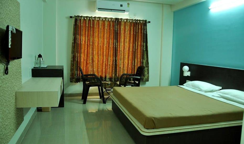 Sandesh Resort Wai Dış mekan fotoğraf