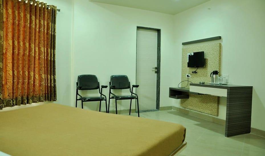 Sandesh Resort Wai Dış mekan fotoğraf